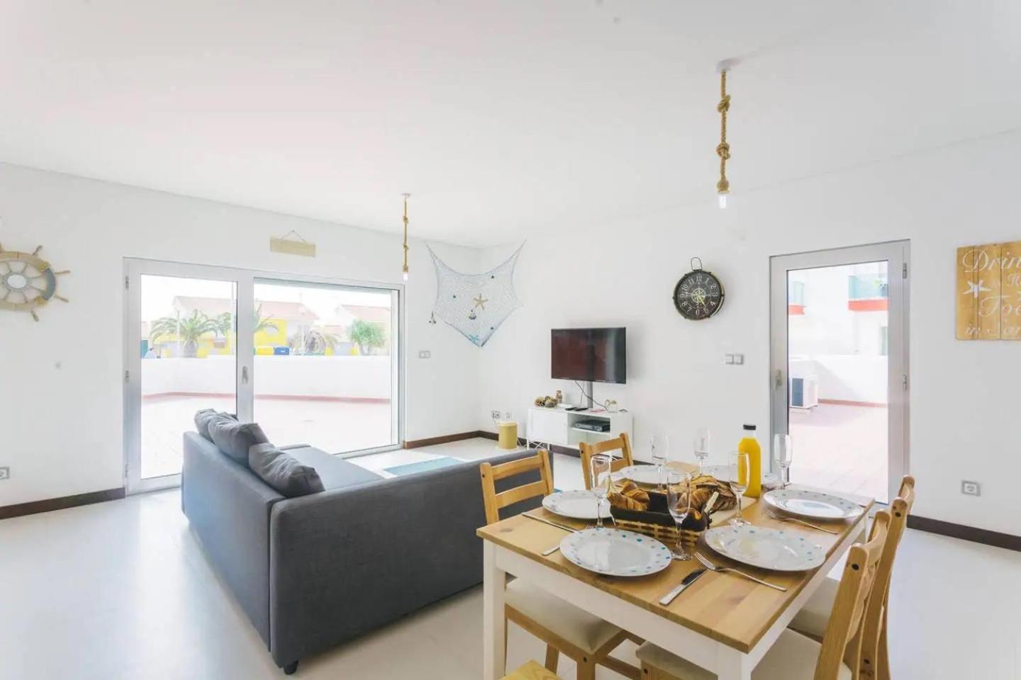Lovely & New Beach Apartment Atouguia Da Baleia Exterior photo